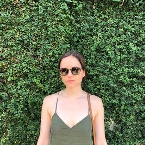 Meet your Posher, Claire